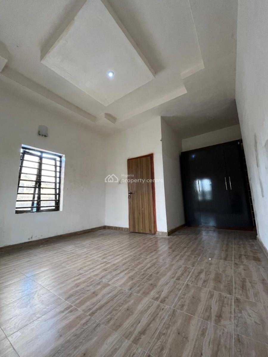 Luxury Built  3 Bedroom Apartment, Gbagada, Lagos, Block of Flats for Sale
