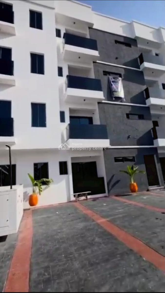 a 2 Bedroom Block of Flat, Lekki Phase 1, Lekki, Lagos, Block of Flats for Sale
