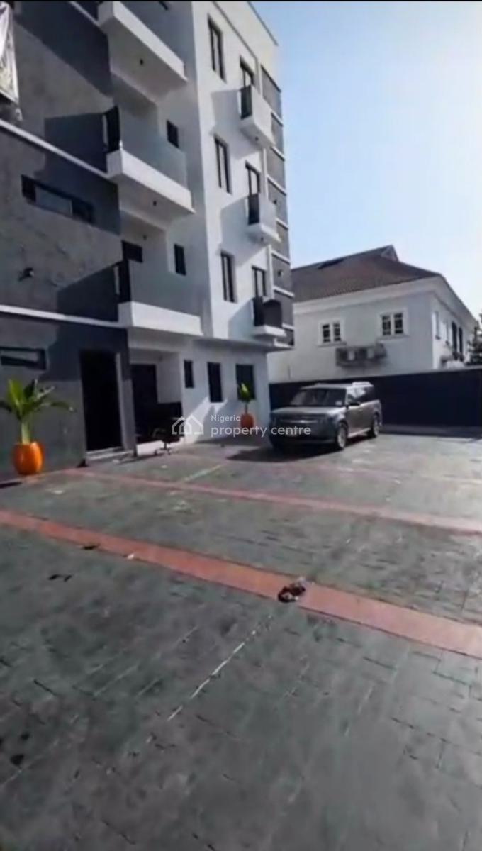 a 2 Bedroom Block of Flat, Lekki Phase 1, Lekki, Lagos, Block of Flats for Sale