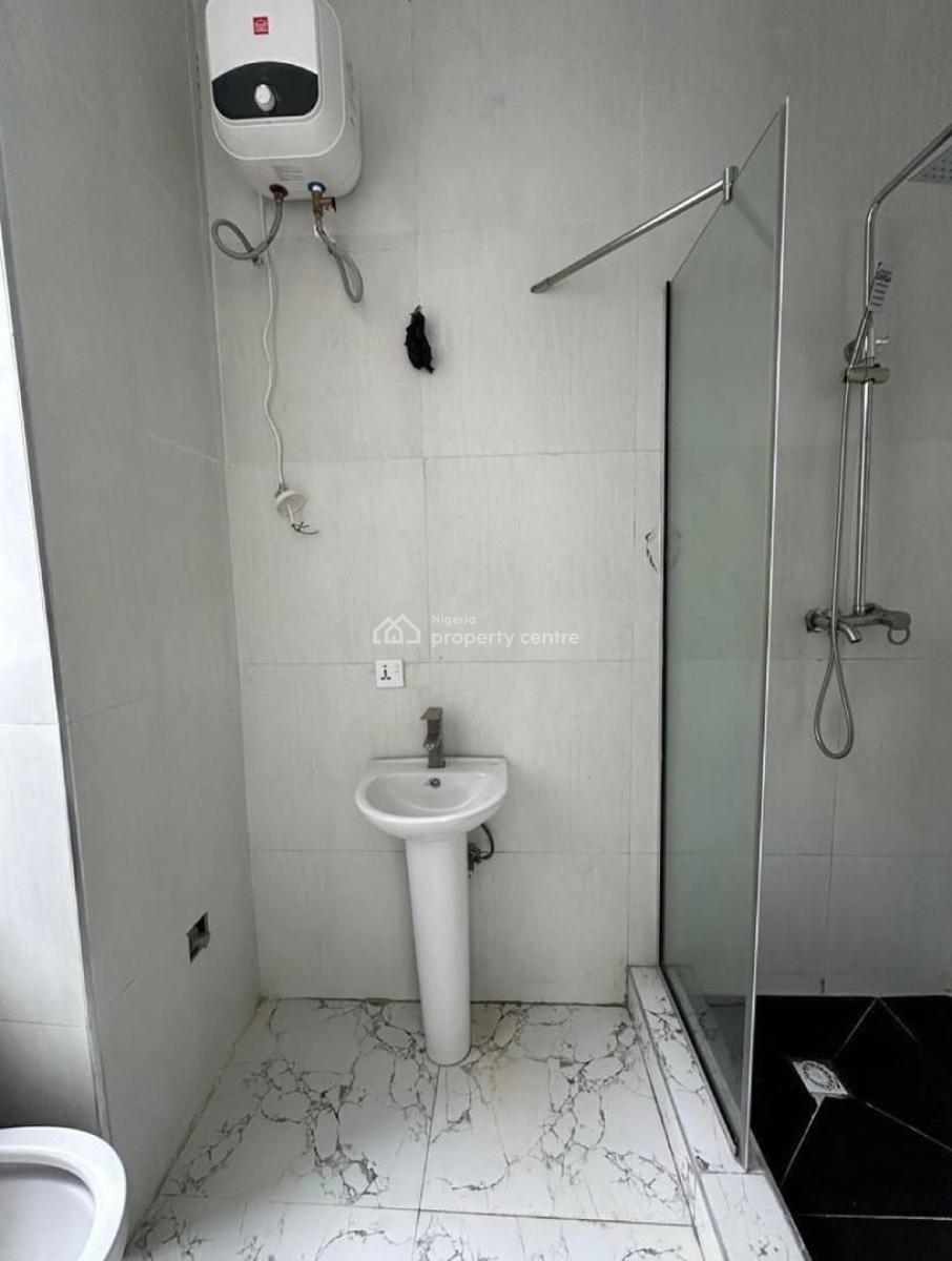 Serviced 2 Bedroom Apartment Available, Chevron, Lekki, Lagos, Flat / Apartment for Rent