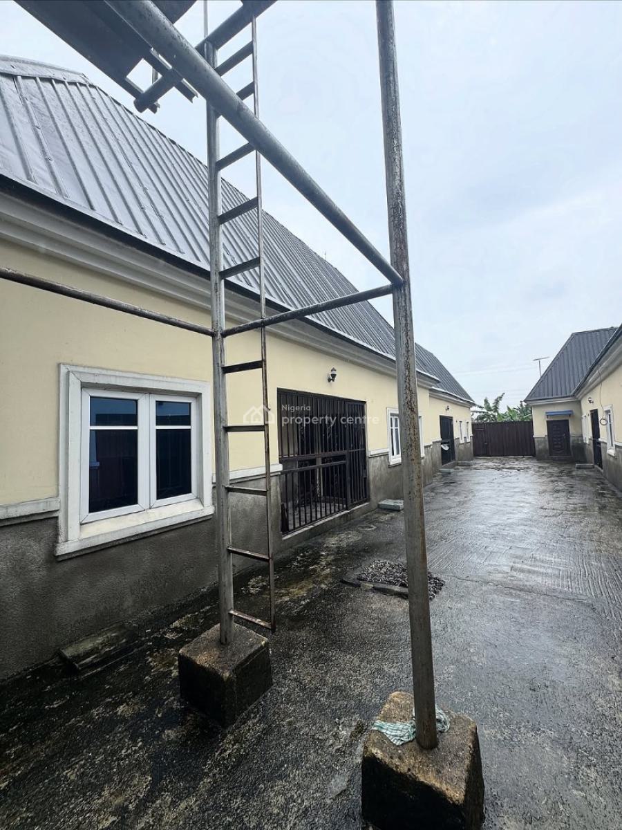 4 Units of 1 Bedroom Flats 1 Unit of Self Contain, Shell Cooperative, Off Eliozu - Eneka Road, Port Harcourt, Eliozu, Port Harcourt, Rivers, Block of Flats for Sale