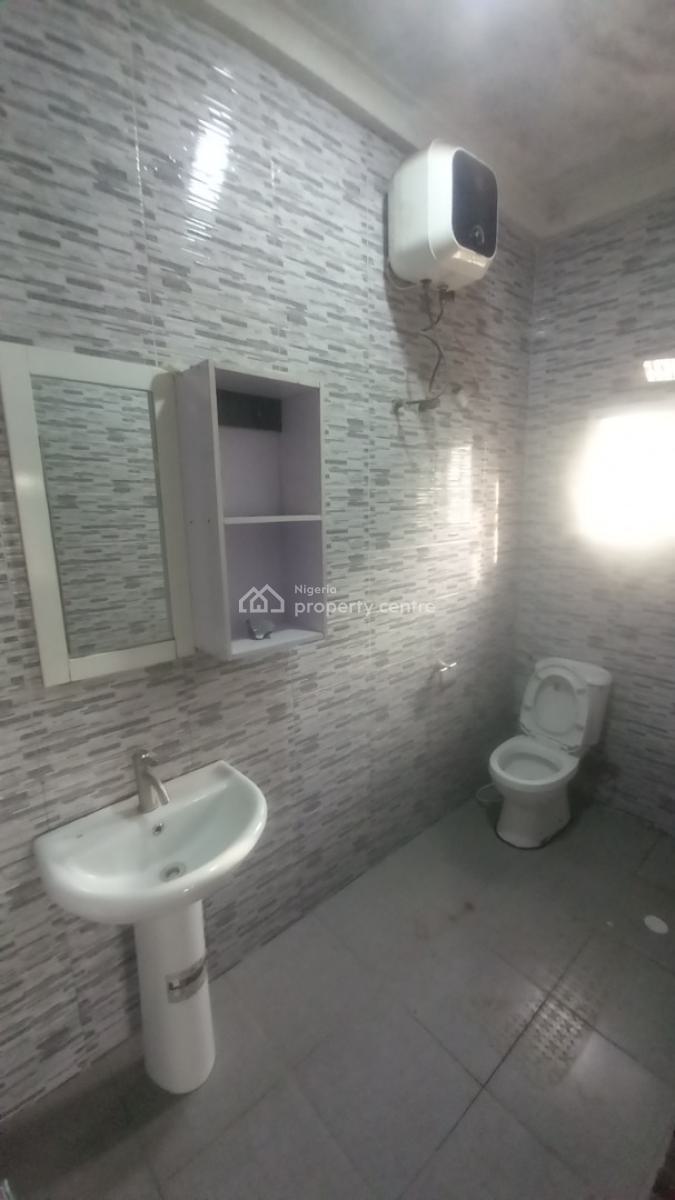 Tastefully Finished 2 Bedroom Flat in an Estate, Dawaki, Gwarinpa, Abuja, Flat / Apartment for Rent