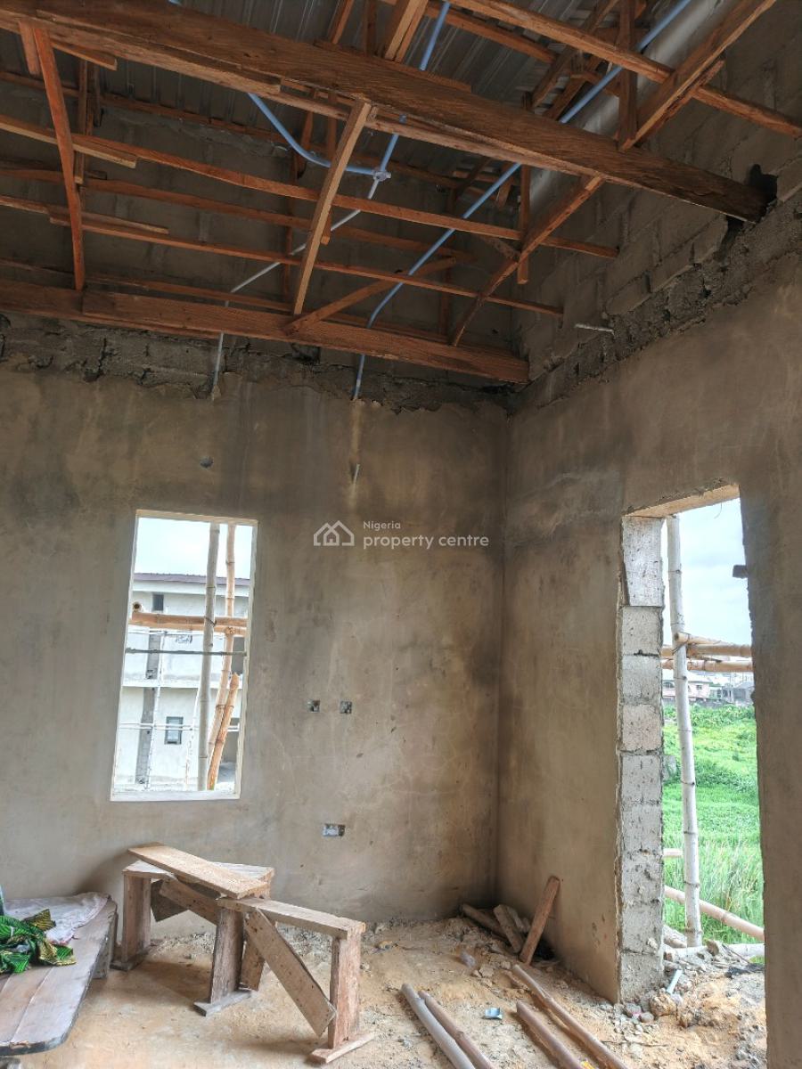 Distress Luxury 4-bedroom Terrace Duplex Suitable for Investment, Thomas Estate Extension, Ajah, Lagos, Terraced Duplex for Sale