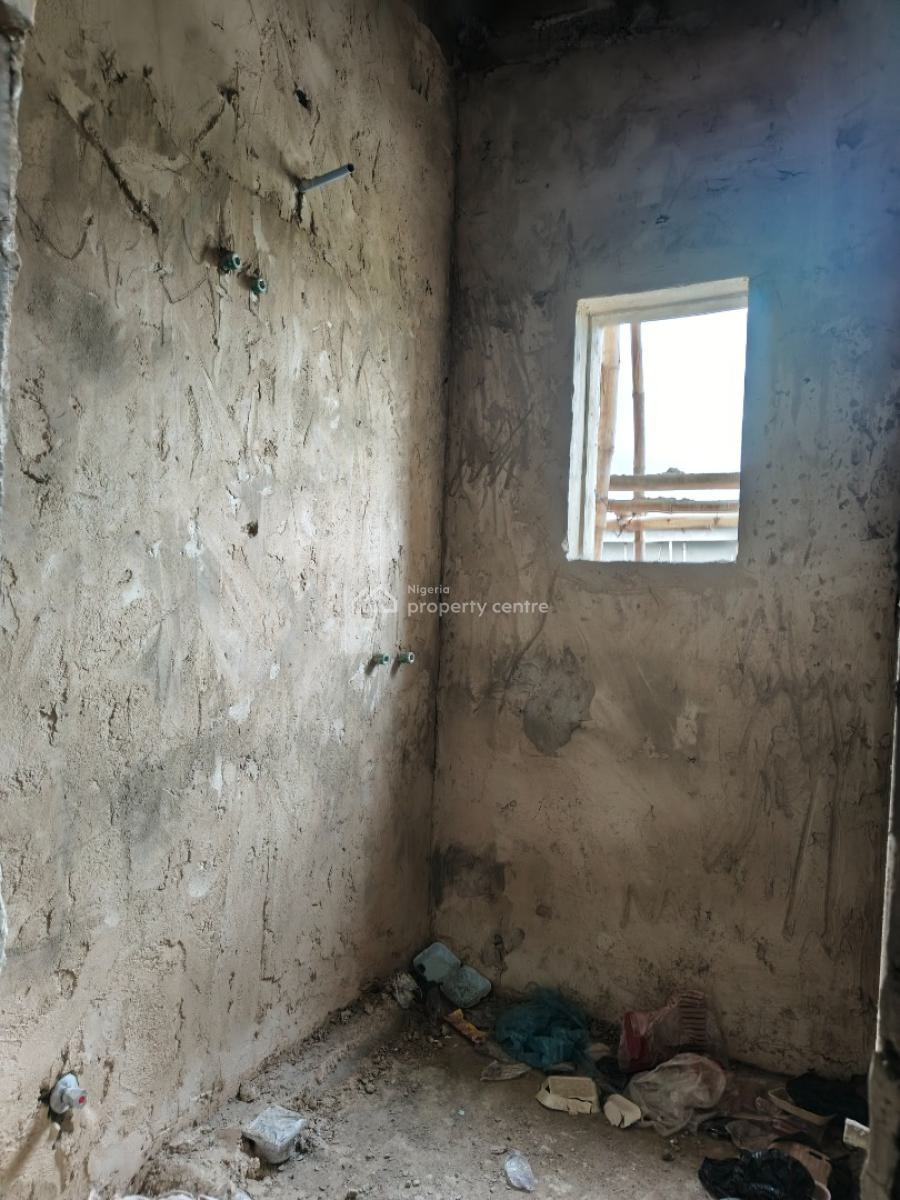 Distress Luxury 4-bedroom Terrace Duplex Suitable for Investment, Thomas Estate Extension, Ajah, Lagos, Terraced Duplex for Sale