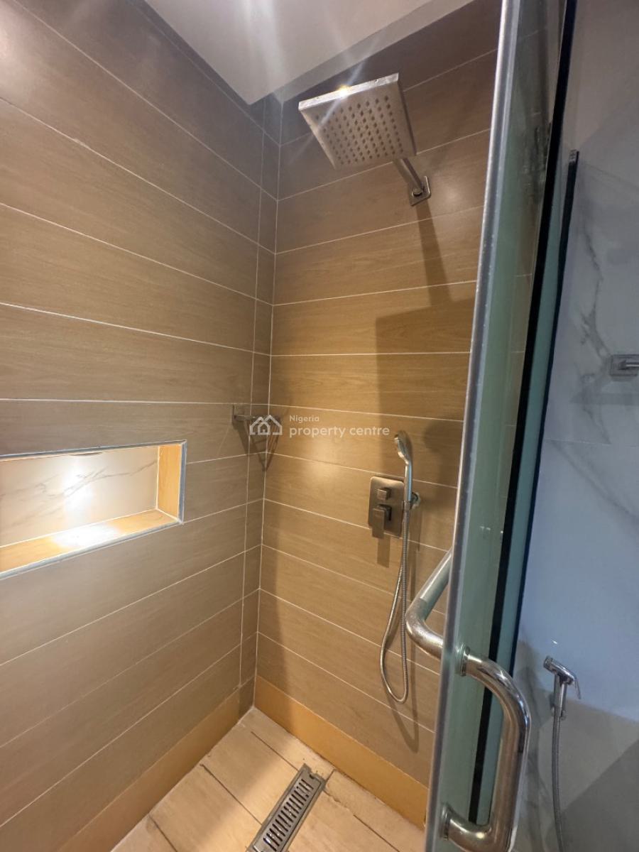 a Super Clean and Spacious Self Contain Upstair, Off Admiralty Way, Lekki Phase 1, Lekki, Lagos, Self Contain (single Rooms) for Rent