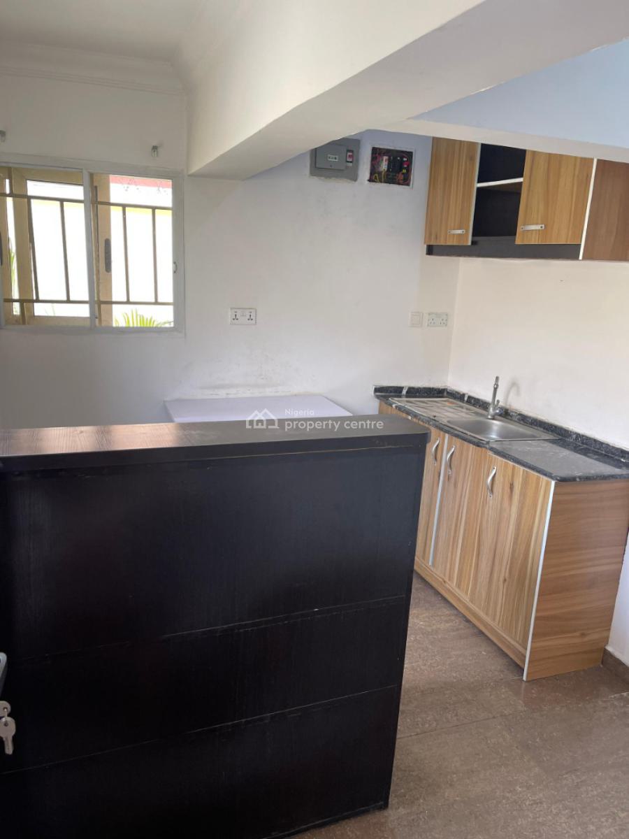 Executive Serviced Mini Flat, Lekki Phase 1, Lekki, Lagos, Flat / Apartment for Rent