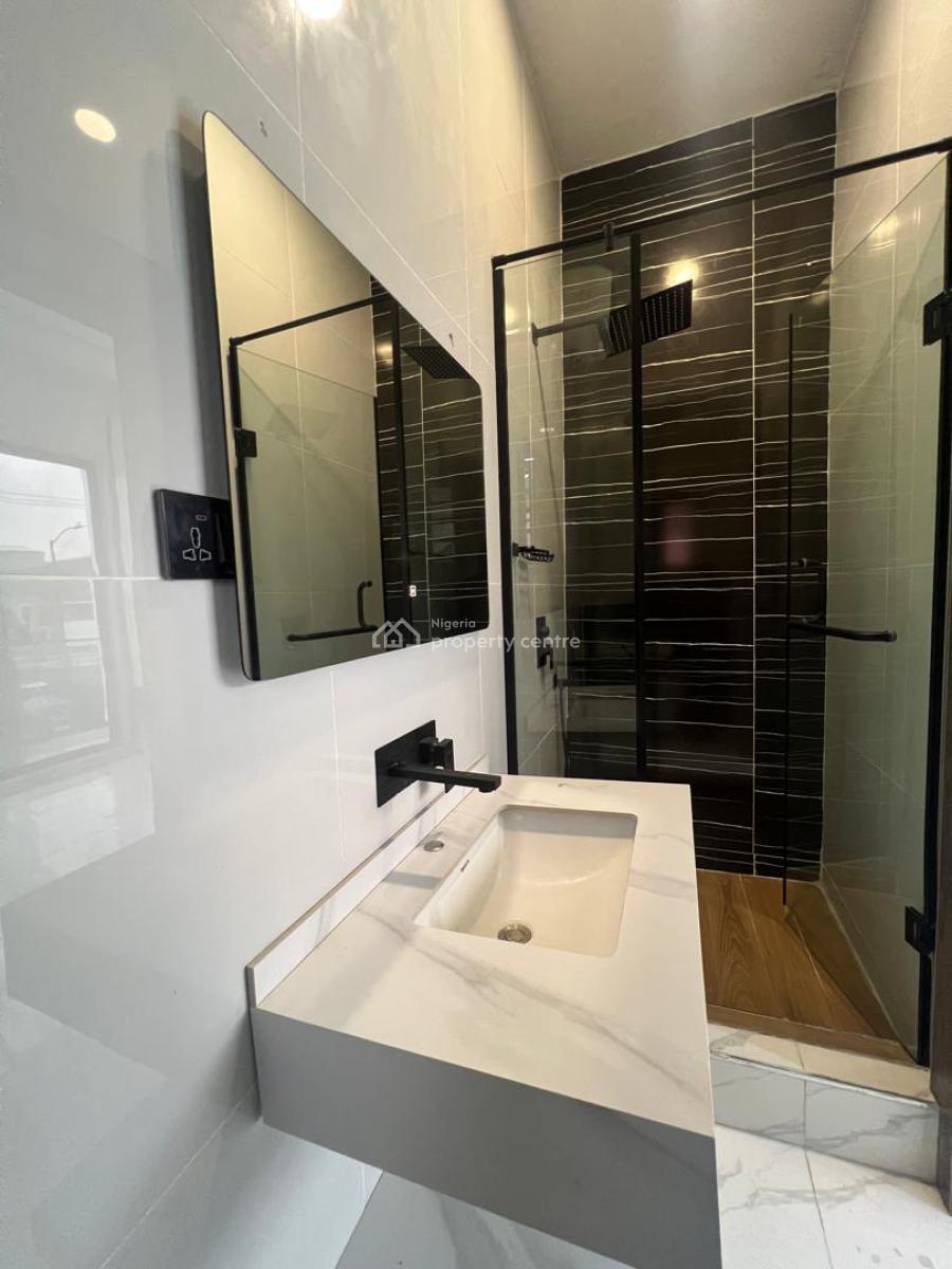 Brand New 3bedroom Apartment, Lekki Phase 1, Lekki, Lagos, Flat / Apartment for Rent