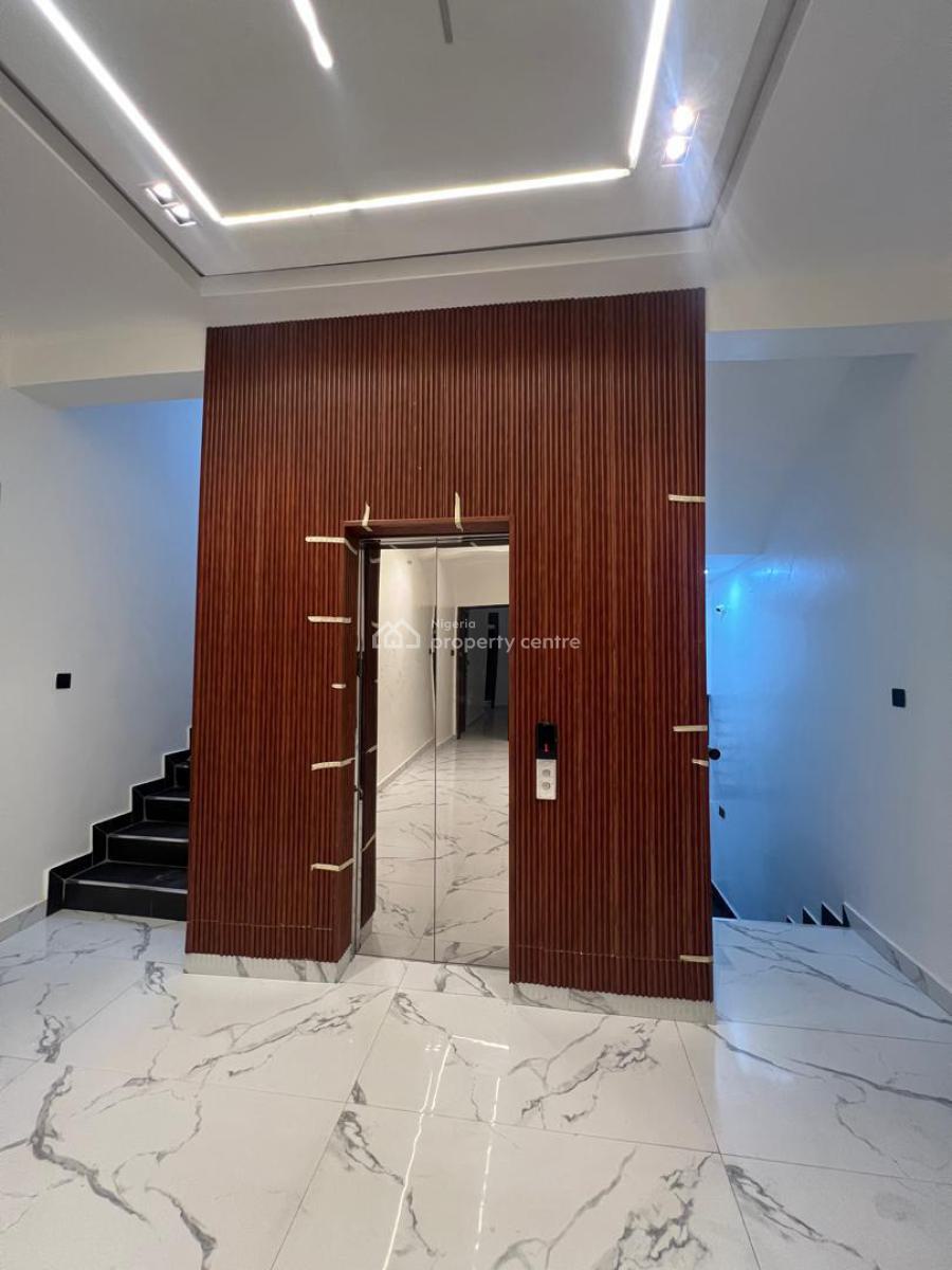 Brand New 3bedroom Apartment, Lekki Phase 1, Lekki, Lagos, Flat / Apartment for Rent
