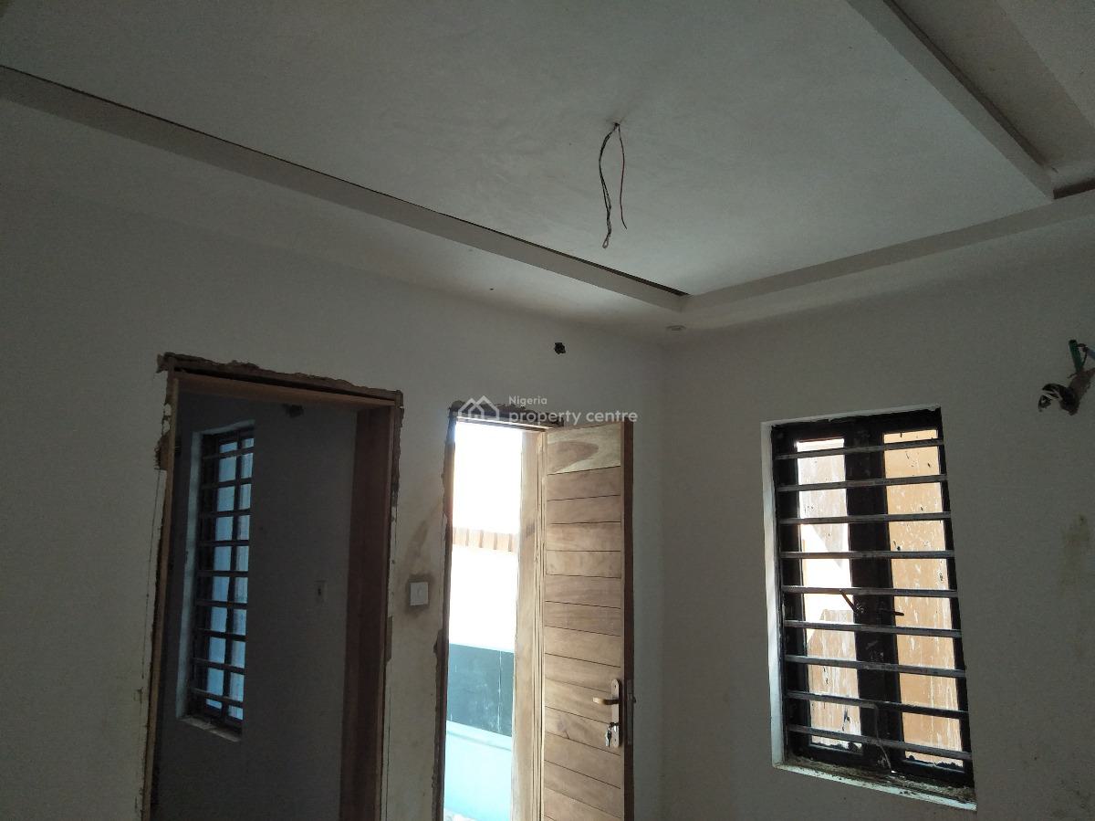 a Luxury Spacious Mini Flat, Off Modupe Street, Akoka, Yaba, Lagos, Mini Flat (room and Parlour) for Rent