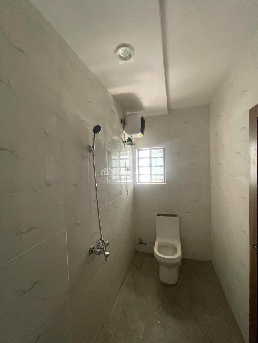 Exquisite 2 Bedroom Apartment, Ologolo, Ologolo, Lekki, Lagos, Flat / Apartment for Rent