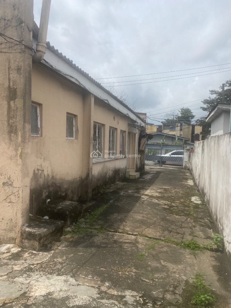 2 Nos of 2 Bedroom Flats, Tafa Balewa Street, Adeniran Ogunsanya, Surulere, Lagos, House for Sale