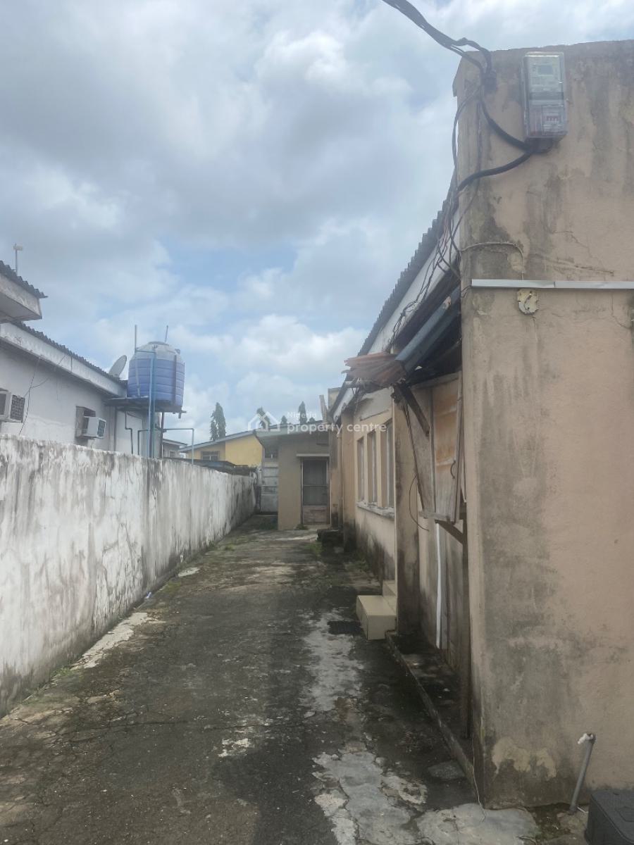 2 Nos of 2 Bedroom Flats, Tafa Balewa Street, Adeniran Ogunsanya, Surulere, Lagos, House for Sale