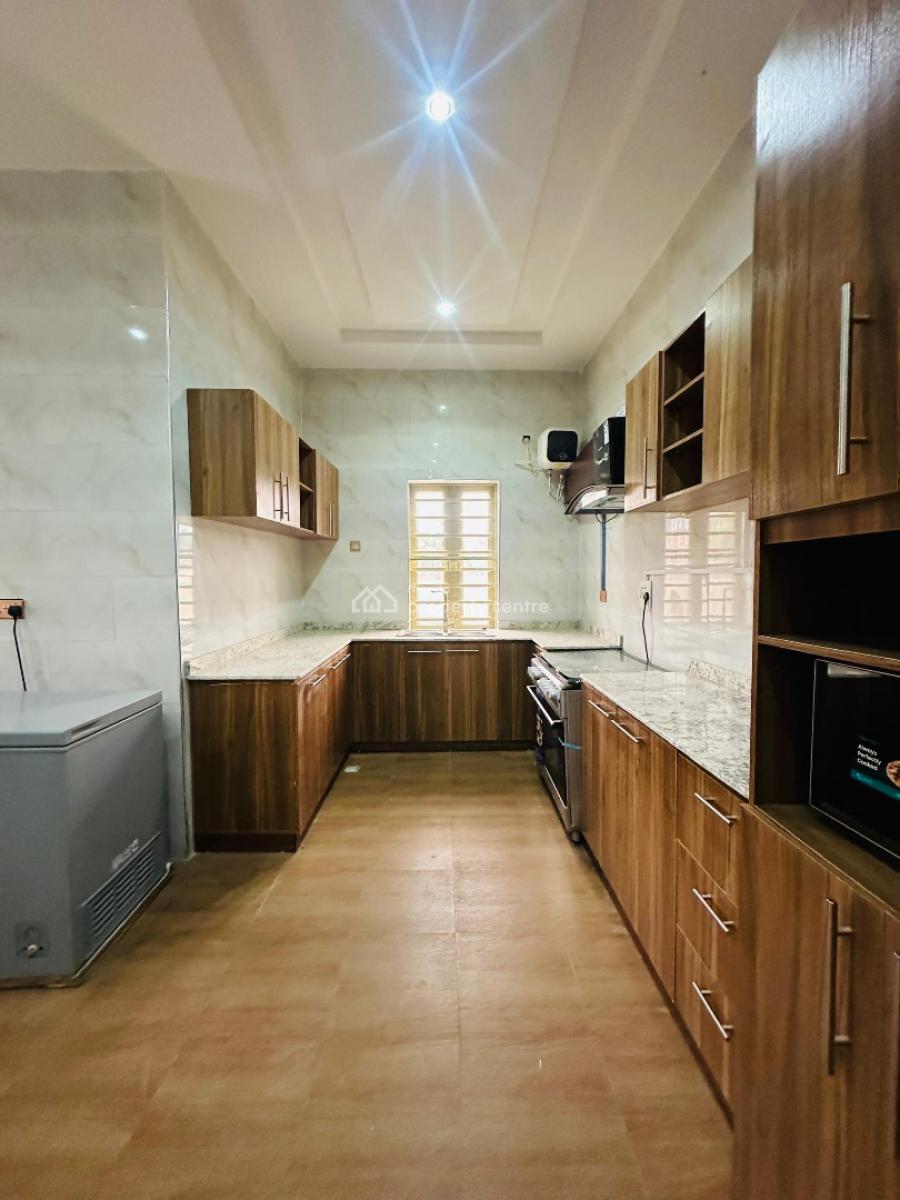 Elegantly Built 4 Bedroom Semi Detached Duplex with Bq, Maryland, Lagos, Semi-detached Duplex for Sale