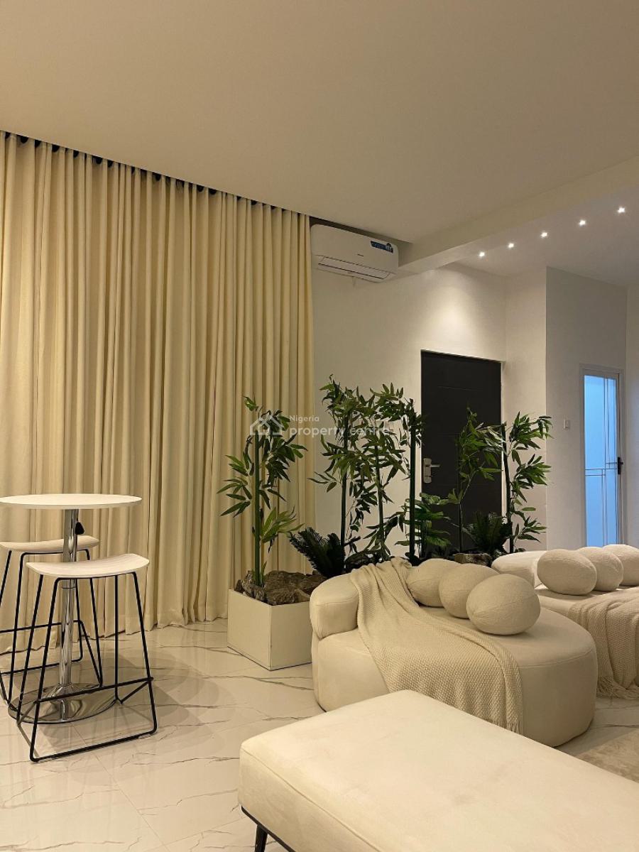 Eunice Finely Furnished 3 Bedroom Apartment with Pleasing Aesthetics, Life Camp, Abuja, Flat / Apartment Short Let