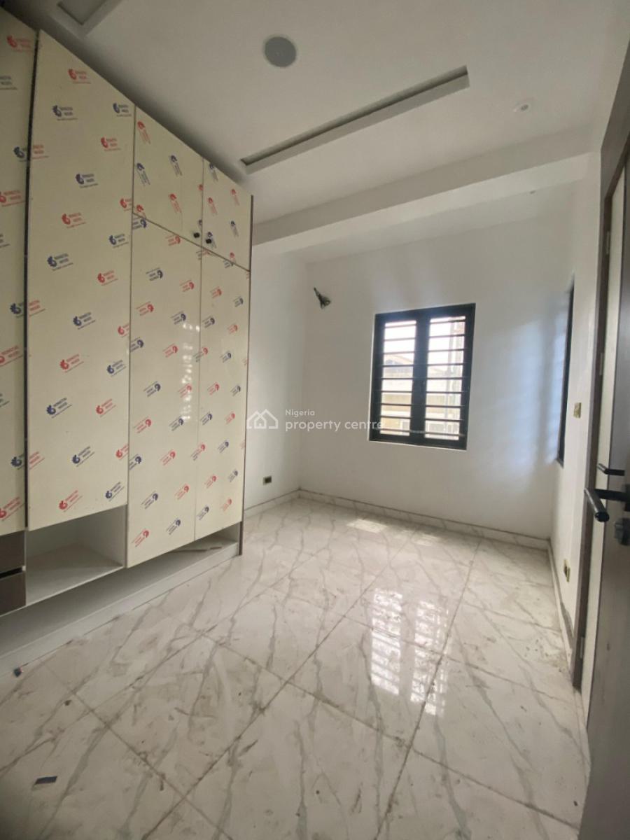 Newly Built 3 Bedroom Apartment on The 1st Floor, Lekki Phase 1, Lekki, Lagos, Flat / Apartment for Rent