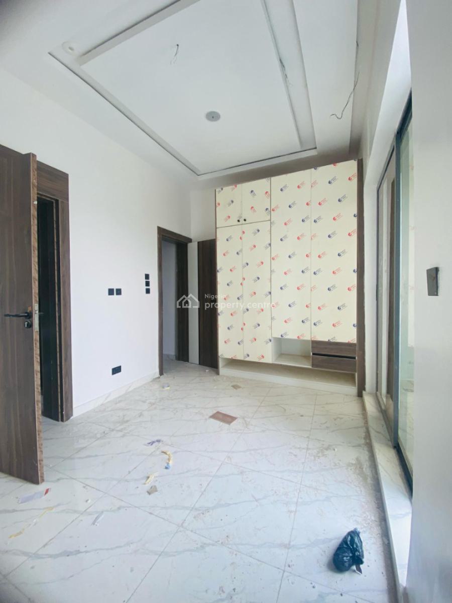 Newly Built 3 Bedroom Apartment on The 1st Floor, Lekki Phase 1, Lekki, Lagos, Flat / Apartment for Rent