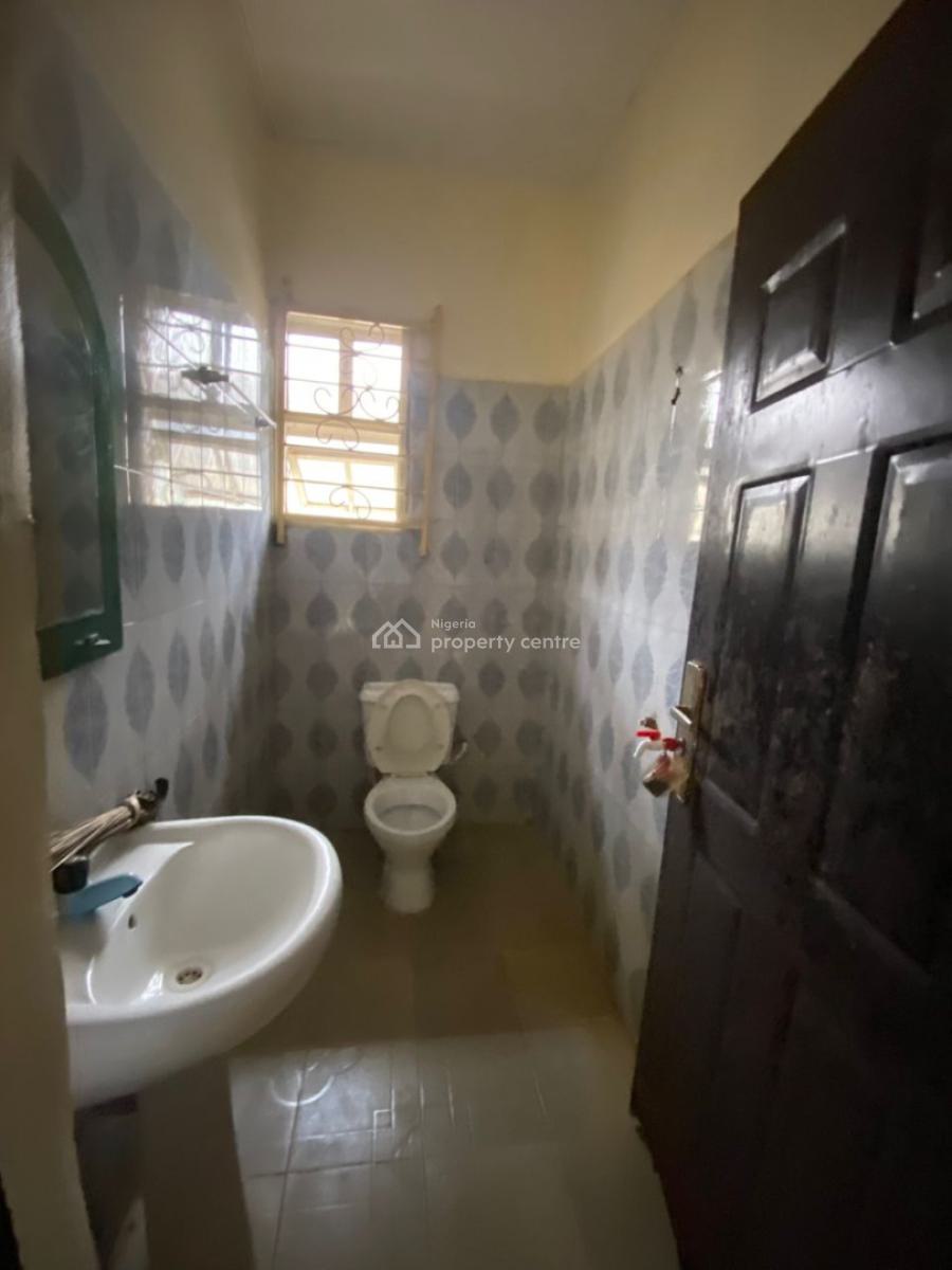 Sharp and Spacious Mini Flat in an Estate., Sangotedo, Sangotedo, Ajah, Lagos, Mini Flat (room and Parlour) for Rent