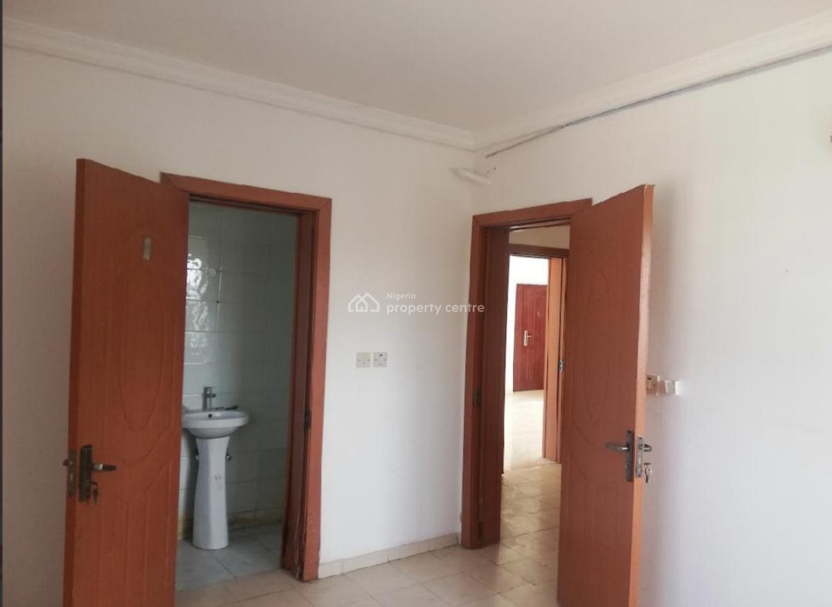 Spacious and Well Maintained Three Bedroom Flat, Oniru, Victoria Island (vi), Lagos, Flat / Apartment for Rent