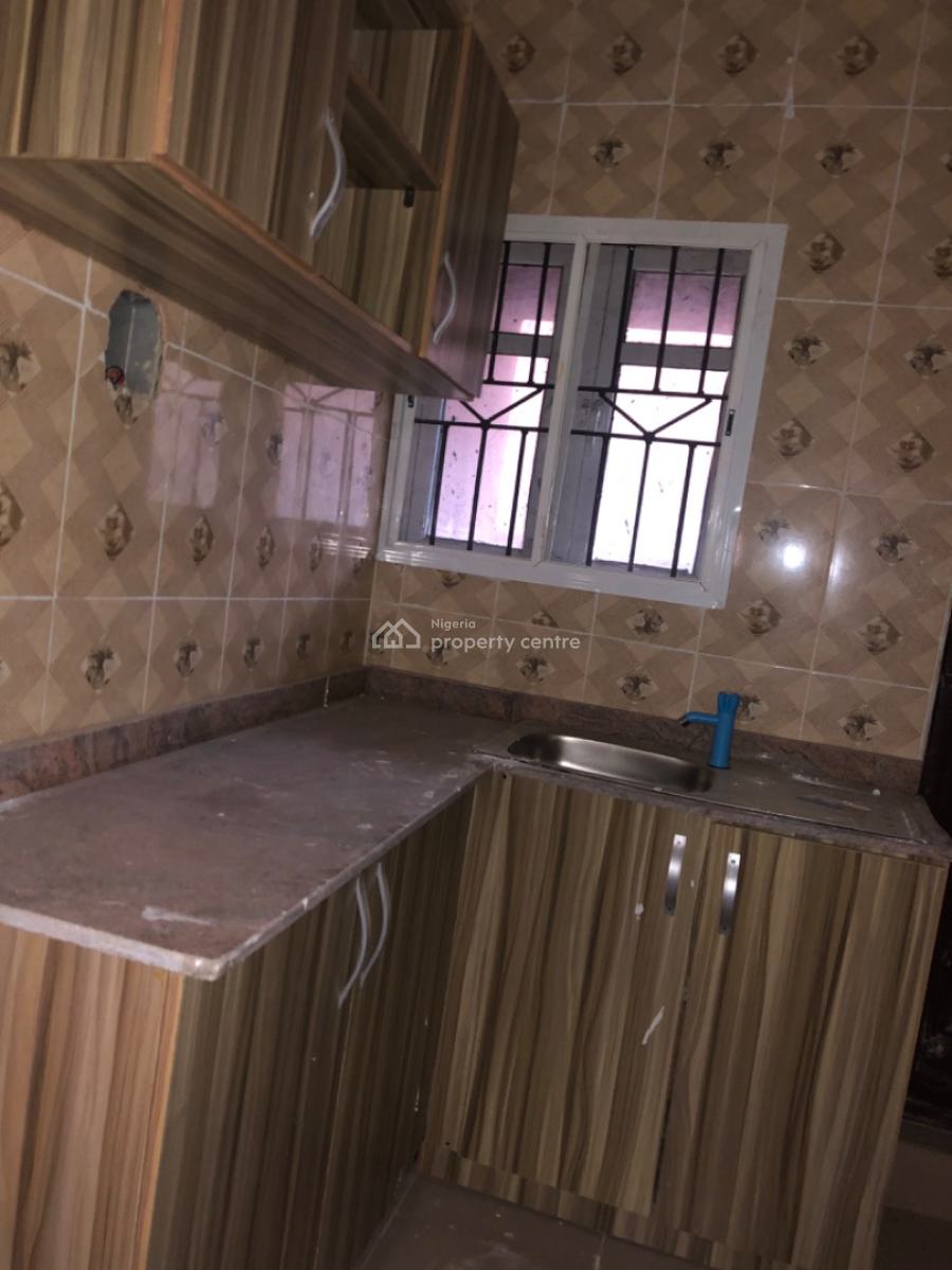 2 Bedroom Flat, Magboro, Ogun, Flat / Apartment for Rent