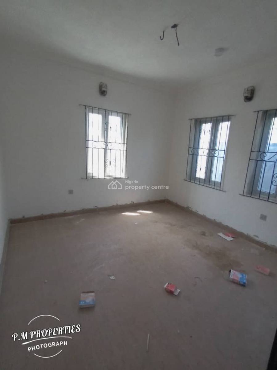 Lovely Mini Flat at Vintage Estate Makogi, Vintage Makogi, Magboro, Ogun, Mini Flat (room and Parlour) for Rent