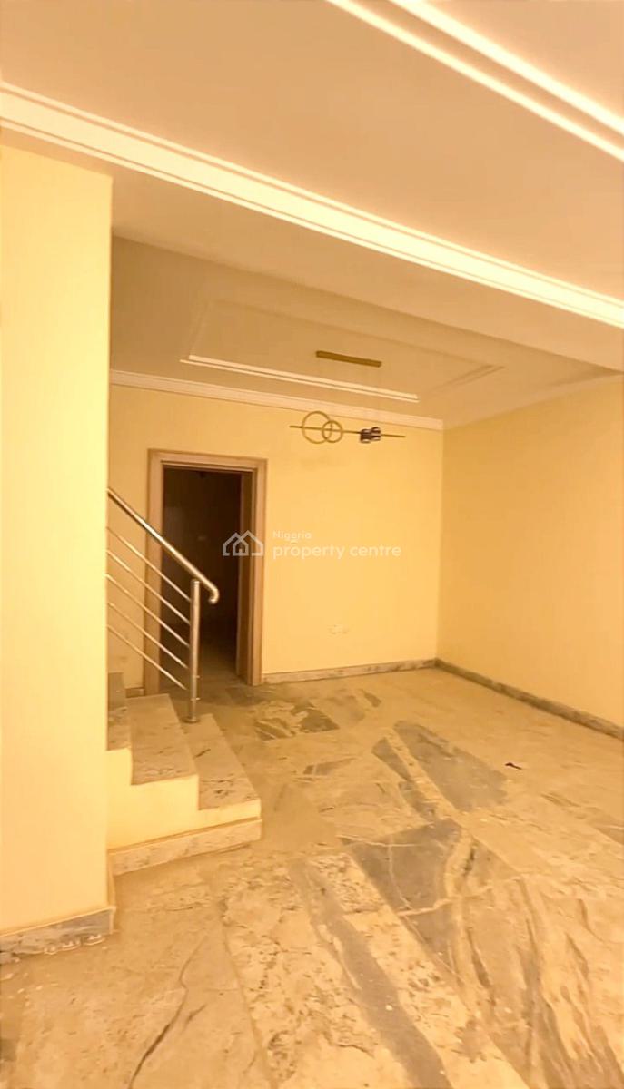 4 Bedrooms Terrace with Bq, Main, Guzape District, Abuja, Terraced Duplex for Sale