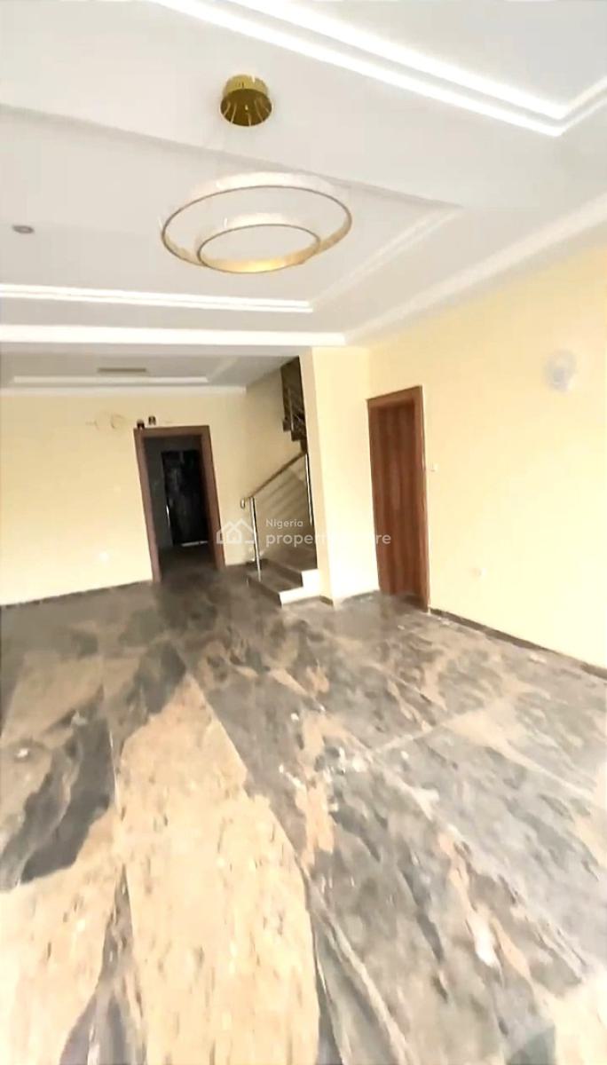 4 Bedrooms Terrace with Bq, Main, Guzape District, Abuja, Terraced Duplex for Sale