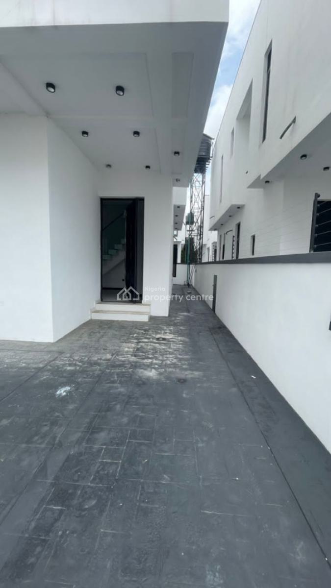 Brand New 4bedroom with Bq Self Compound Self Service, Gated and Secured Environment, Ikate, Lekki, Lagos, Semi-detached Duplex for Rent