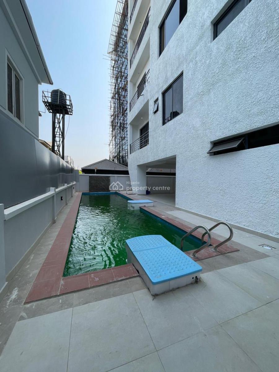 Luxury 4 Bedrooms Maisonette with Bq, Lekki Phase 1, Lekki, Lagos, Flat / Apartment for Sale