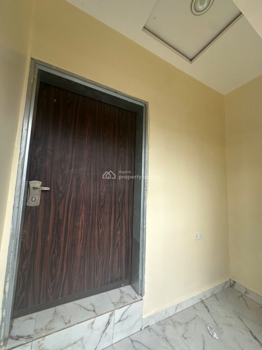 Excellent Spacious 3 Bedroom Bungalow Standalone with Bq, Standard Estate, Galadimawa, Abuja, Detached Bungalow for Rent