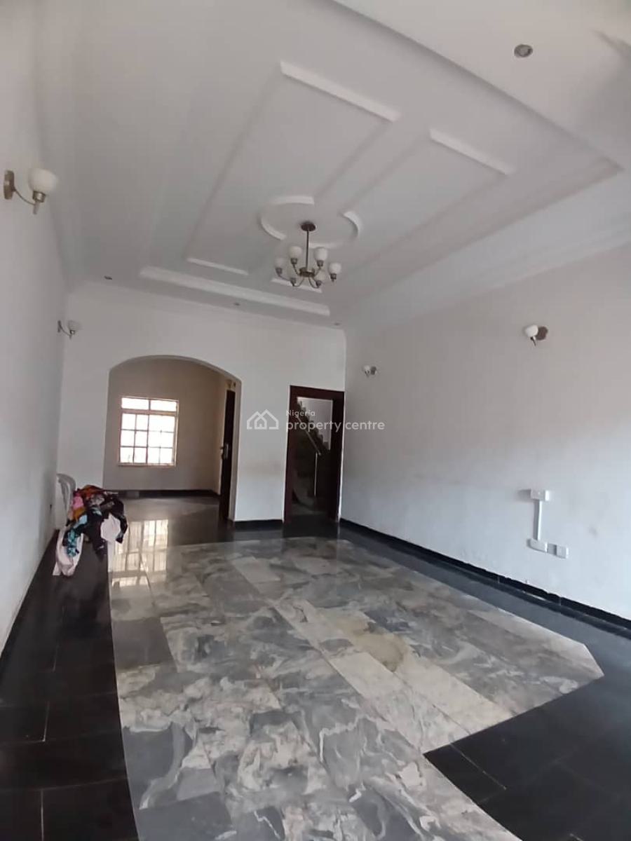 4 Bedrooms Spacious and Serviced Terraces Duplex with Bq., Serene Neighborhood, Asokoro District, Abuja, Terraced Duplex for Rent