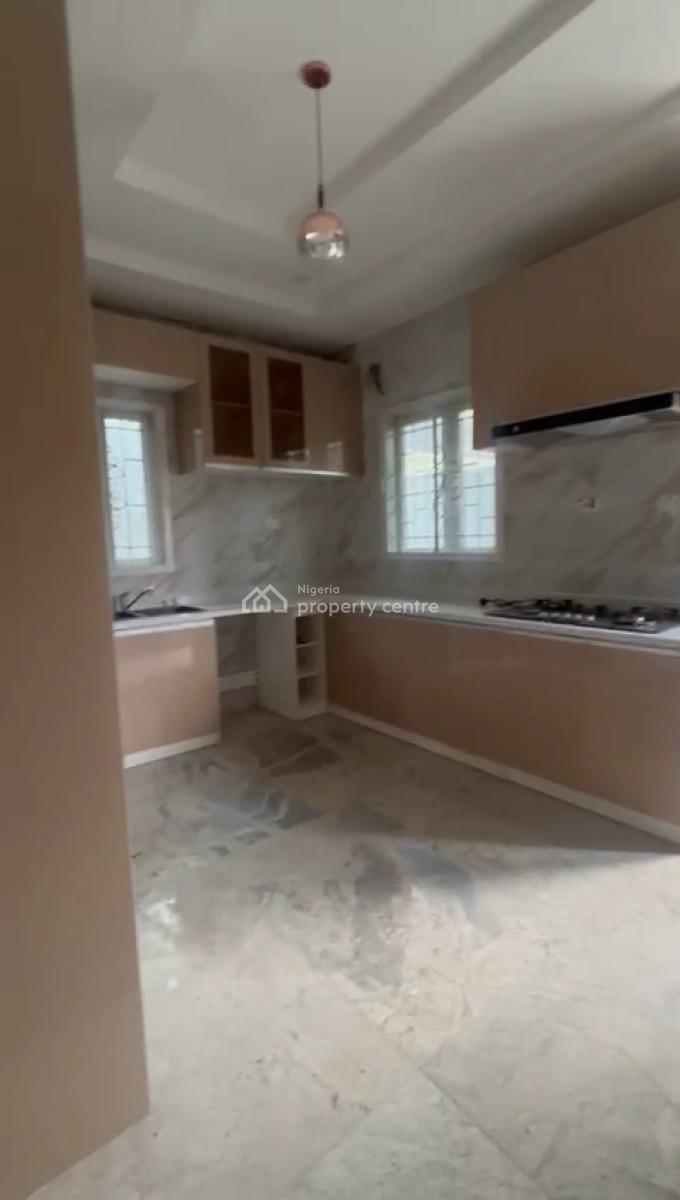 Luxurious 5 Bedroom Fully Detached House with Bq, Gra Phase 2, Magodo, Lagos, Detached Duplex for Sale