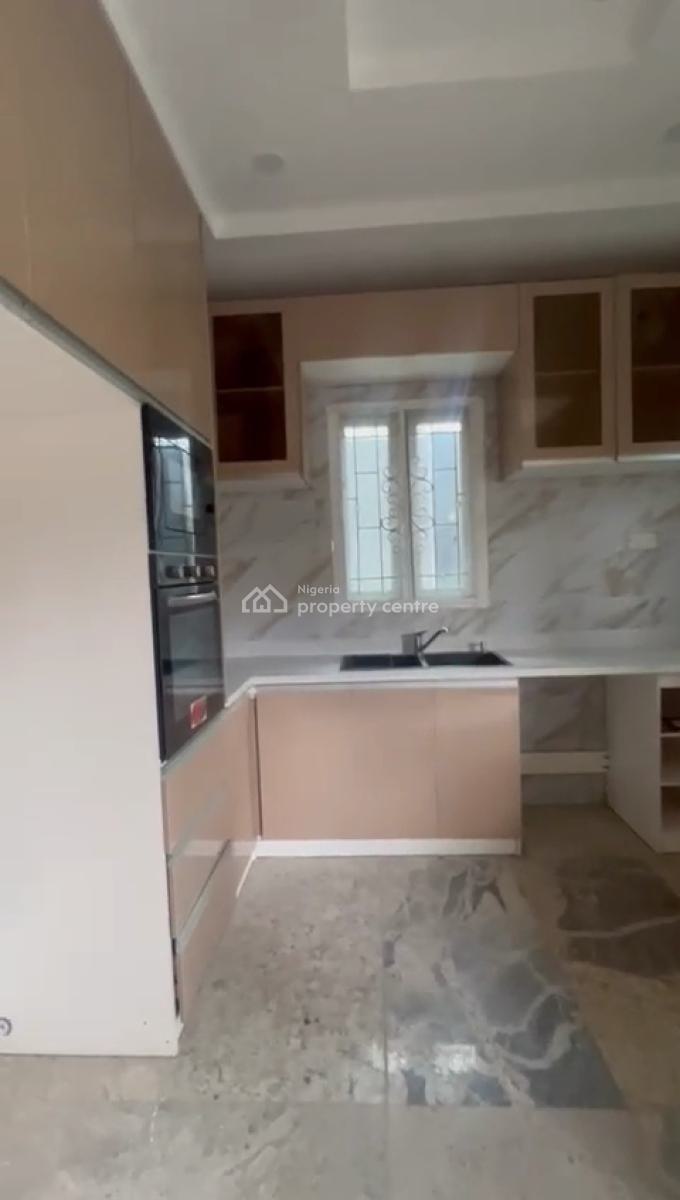 Luxurious 5 Bedroom Fully Detached House with Bq, Gra Phase 2, Magodo, Lagos, Detached Duplex for Sale