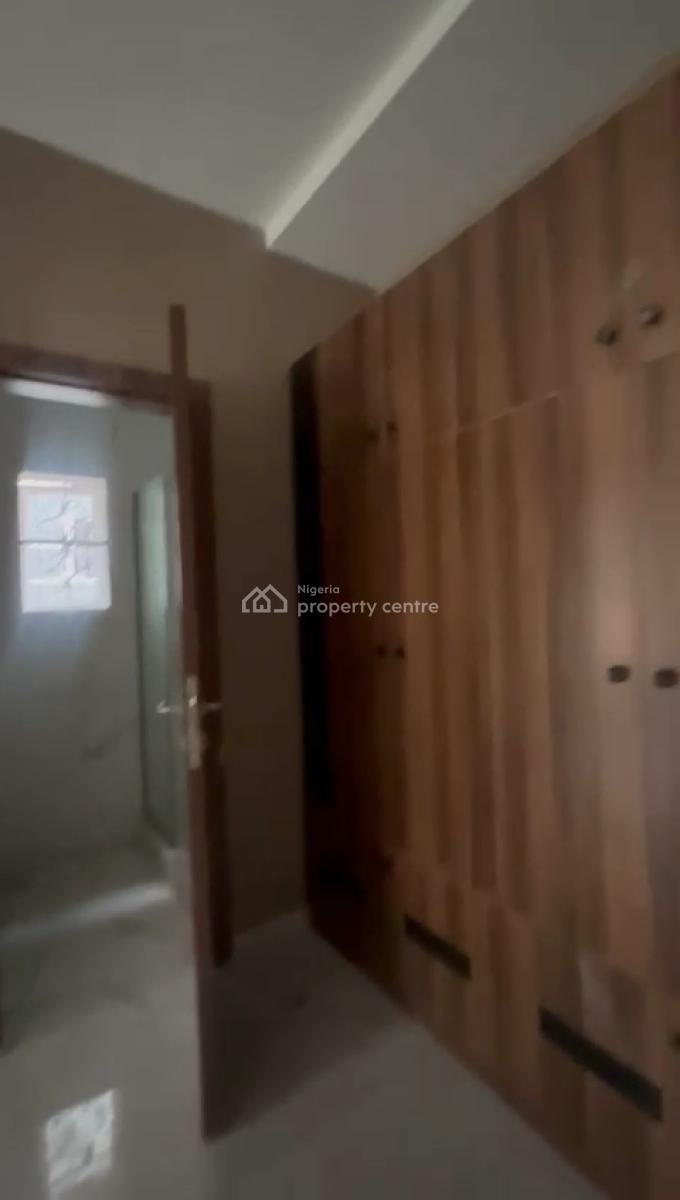 Luxurious 5 Bedroom Fully Detached House with Bq, Gra Phase 2, Magodo, Lagos, Detached Duplex for Sale