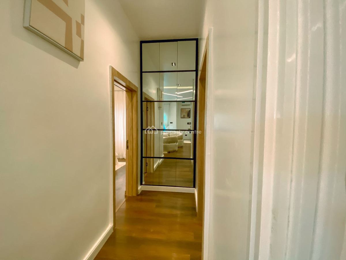 2 Bedroom Apartment, Lekki Phase 1, Lekki, Lagos, Flat / Apartment Short Let