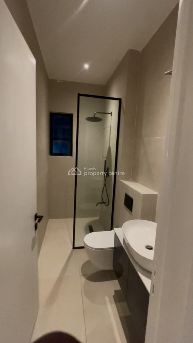 Direct Brief:spacious Luxury 3 Bedroom Apartment with Bq, Off Bisola Durosimi Etti, Lekki Phase 1, Lekki, Lagos, Flat / Apartment for Sale