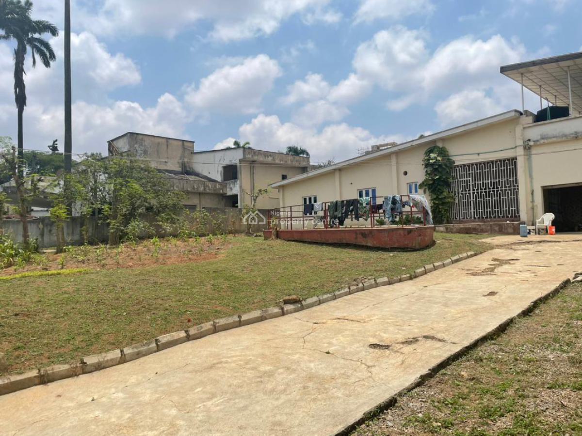 4 Bedroom Bungalow with 2 Bq, Iyaganku Gra, Ibadan, Oyo, Detached Bungalow for Sale