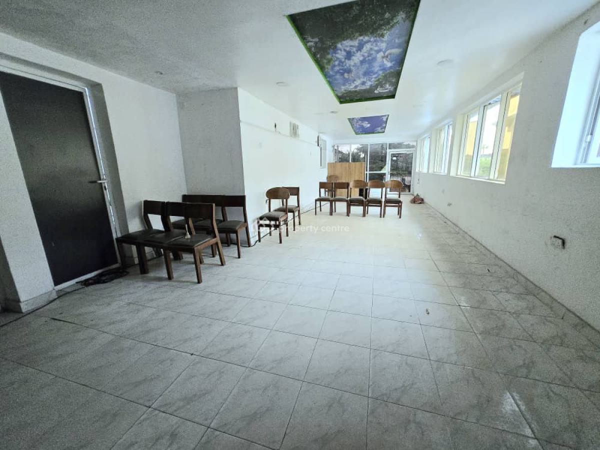 Massive Commercial Shop Space Available, Lekki Phase 1, Lekki, Lagos, Shop for Rent