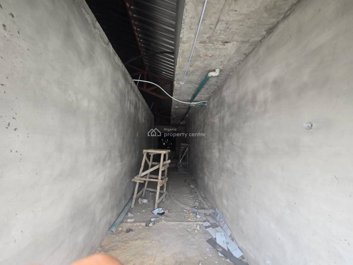 Newly Built Luxury Water Front Lounge, Admiralty Way, Lekki Phase 1, Lekki, Lagos, Commercial Property for Rent