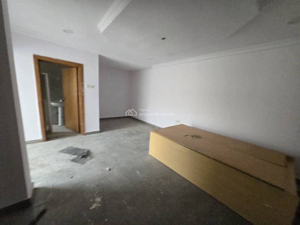 Massive Commercial Shop Space Available, Lekki Phase 1, Lekki, Lagos, Shop for Rent