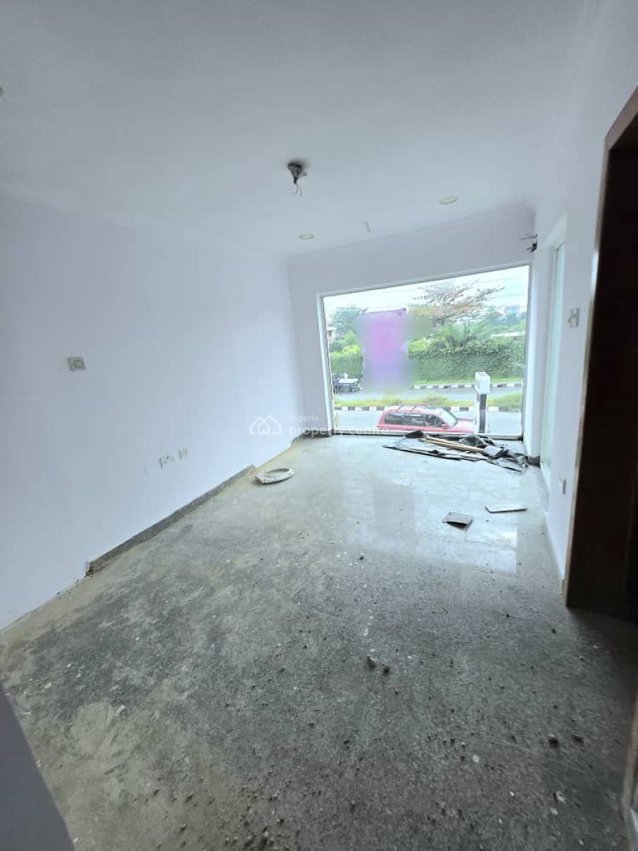 Massive Commercial Shop Space Available, Lekki Phase 1, Lekki, Lagos, Shop for Rent