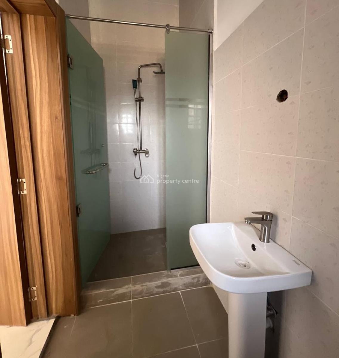 3 Bedroom Apartment with Bq, Lekki Phase 1, Lekki, Lagos, Flat / Apartment for Sale