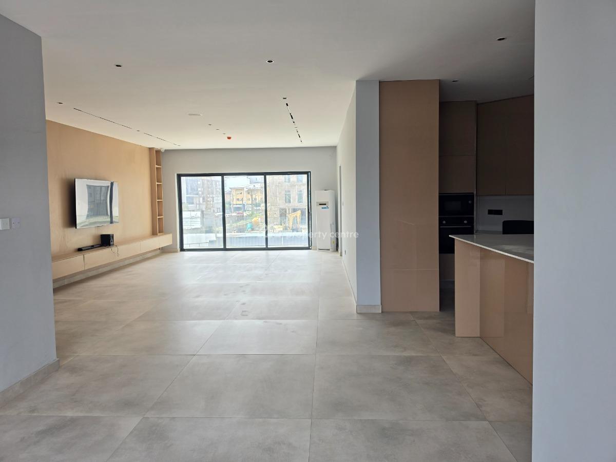 Spacious Luxury 2 Bedroom Apartment with Bq, Off Bisola Durosimi Etti, Lekki Phase 1, Lekki, Lagos, Flat / Apartment for Sale