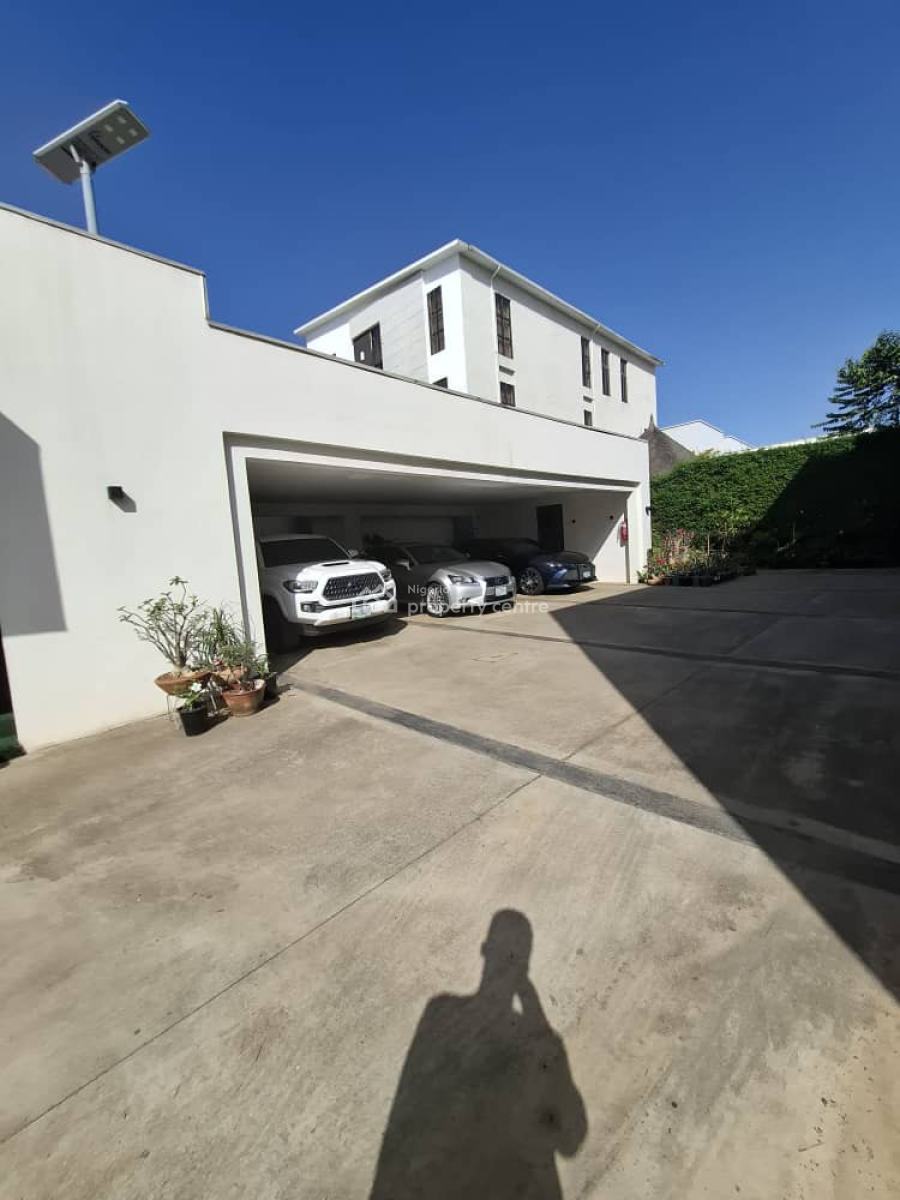 Completely Serviced and Furnished Seven Bedrooms Detached Duplex, Guzape District, Abuja, Detached Duplex for Sale