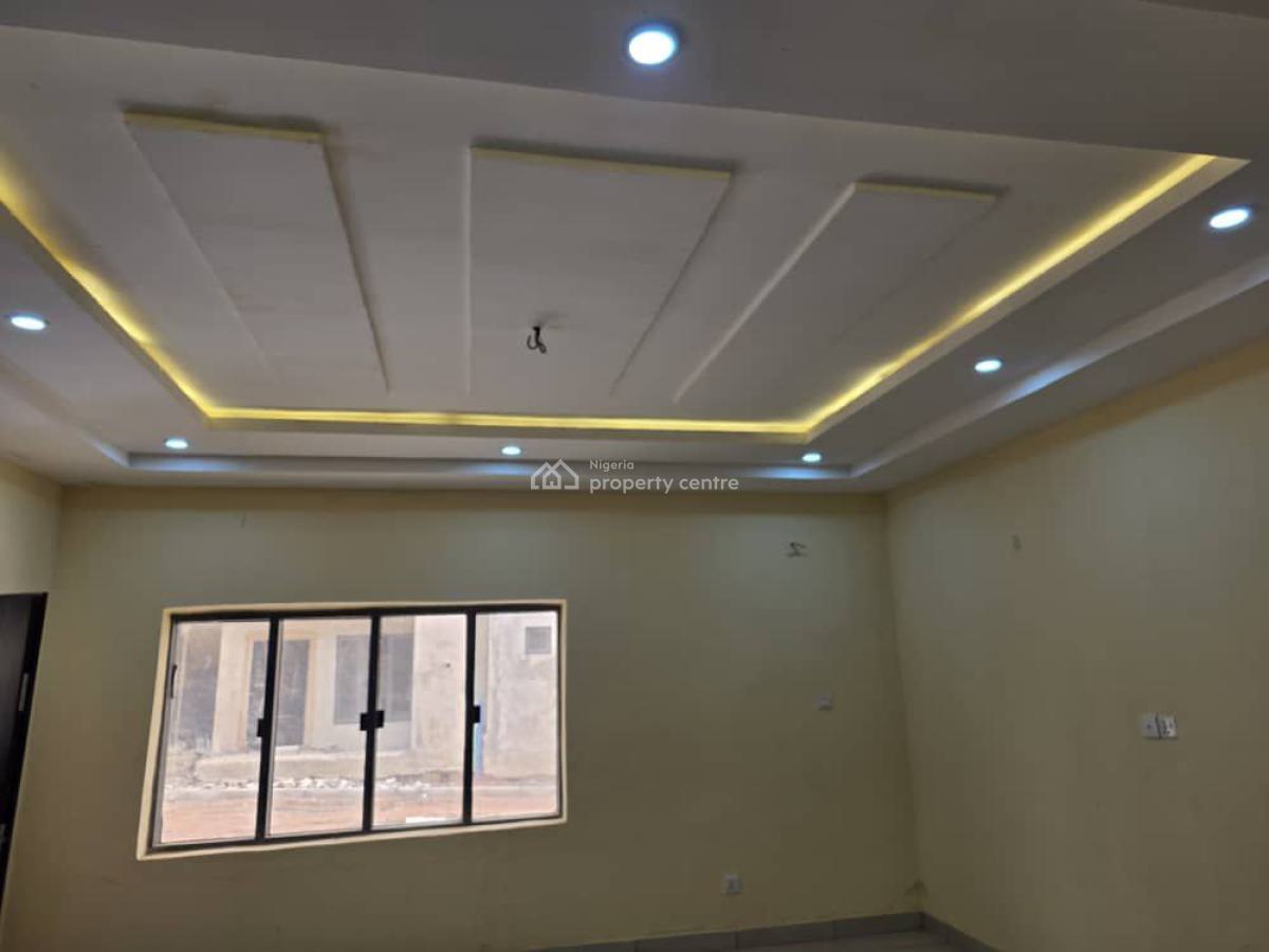 2 Bedroom Furnished Flat, Guzape District, Abuja, Flat / Apartment for Rent