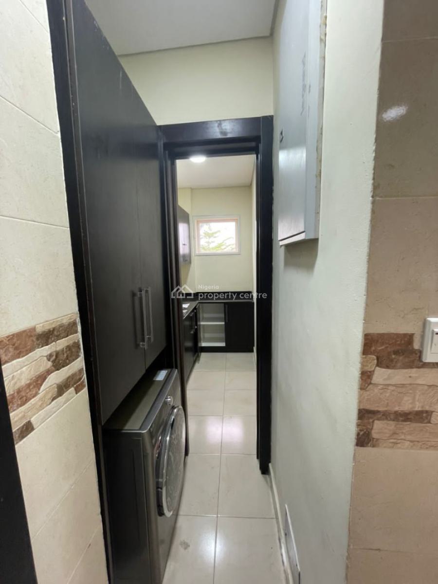 Serviced with 24/7 Power Supply 3 Bedroom En-suite Flat with Fully Fit, Banana Island, Ikoyi, Lagos, Flat / Apartment for Rent