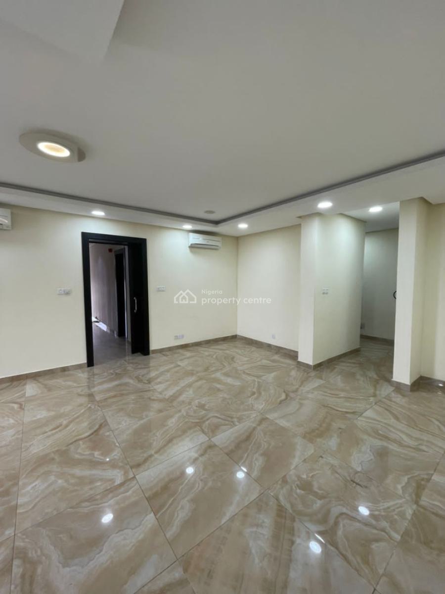 Serviced with 24/7 Power Supply 3 Bedroom En-suite Flat with Fully Fit, Banana Island, Ikoyi, Lagos, Flat / Apartment for Rent