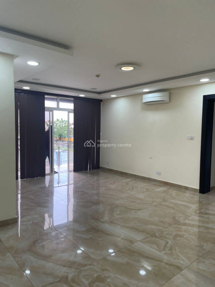 Serviced with 24/7 Power Supply 3 Bedroom En-suite Flat with Fully Fit, Banana Island, Ikoyi, Lagos, Flat / Apartment for Rent