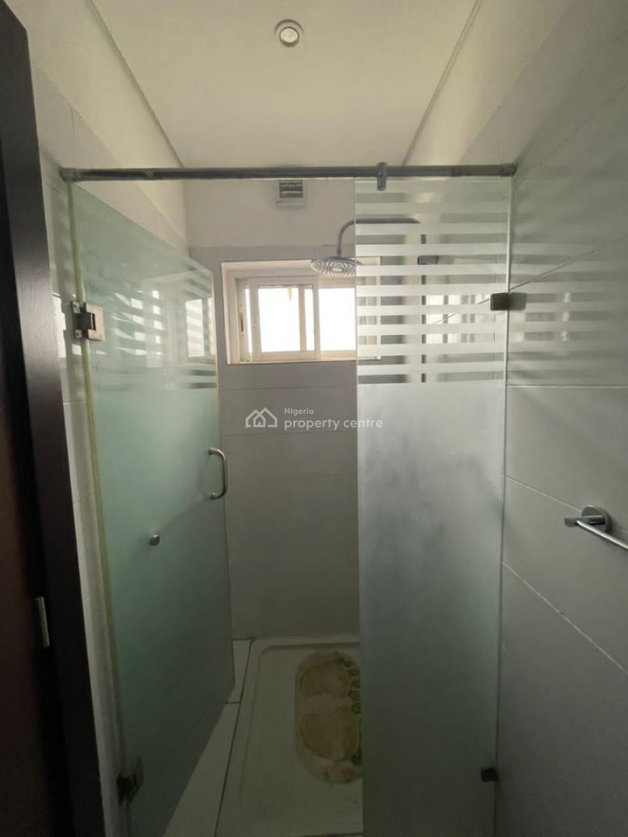 Serviced with 24/7 Power Supply 3 Bedroom En-suite Flat with Fully Fit, Banana Island, Ikoyi, Lagos, Flat / Apartment for Rent