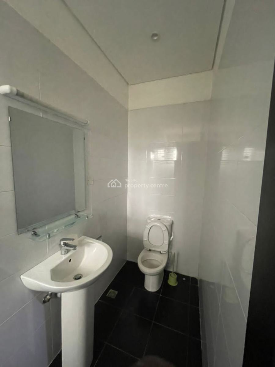 Serviced with 24/7 Power Supply 3 Bedroom En-suite Flat with Fully Fit, Banana Island, Ikoyi, Lagos, Flat / Apartment for Rent