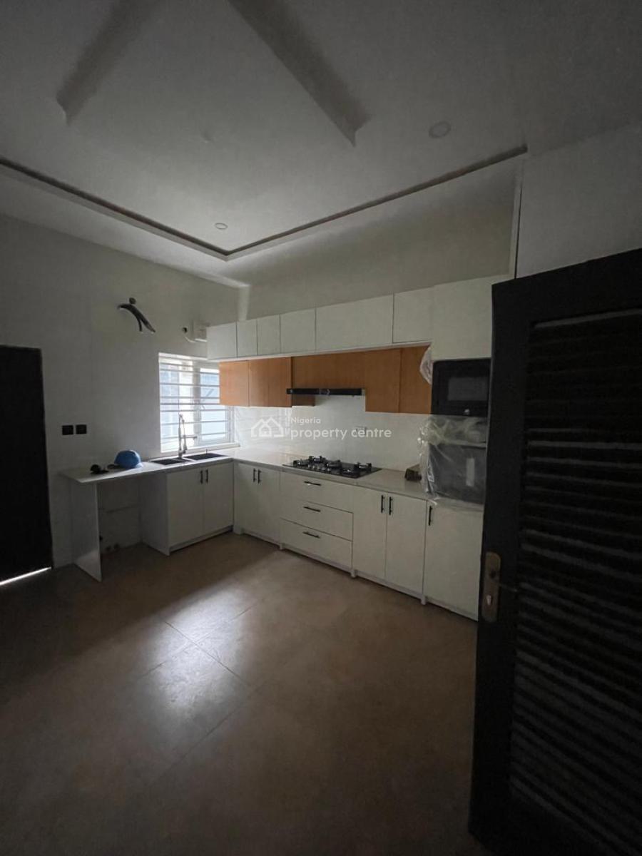 4 Bedroom Maisonette Duplex with Bq, Ilaje, Ajah, Lagos, Terraced Duplex for Rent